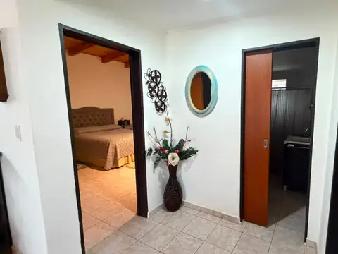 CASA CON QUINCHO EN LAGO PELLEGRINI