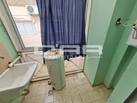 AMPLIO PH 3 AMB AL FRENTE CON BAJAS EXPENSAS - MIRALLA 500