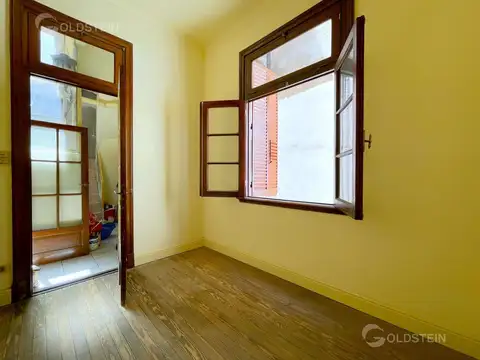 Depto Tipo Casa en Venta 70 años