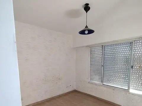 Departamento en Alquiler en Parque Chacabuco, $ 500.000