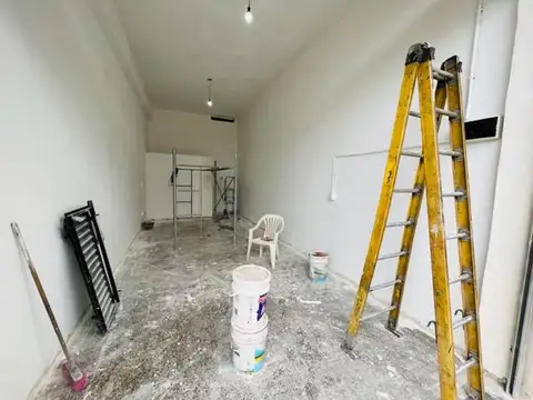 Local en Alquiler en Malvinas Argentinas, $ 800.000