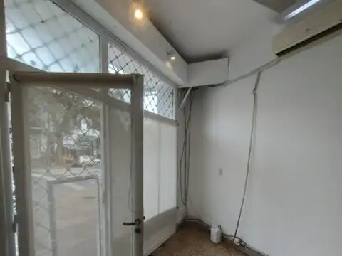 Local en Alquiler - Bajas expensas - Recién pintado - 23m² - Villa Ortúzar