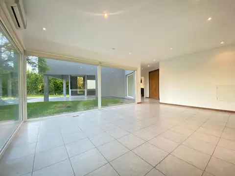 VENTA CASA 4 AMBIENTES + DESP, LOS ALISOS NORDELTA