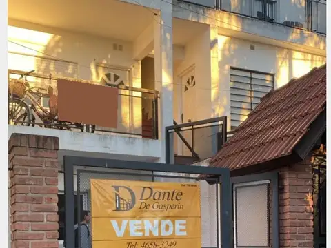 DEPARTAMENTO_TIPO_CASA en VENTA en Villa Luzuriaga