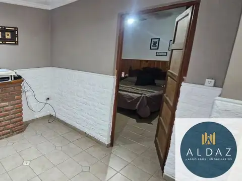 Casa 5 ambientes con 2 baños