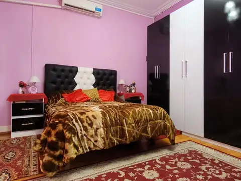 Depto Tipo Casa en Venta 50 años