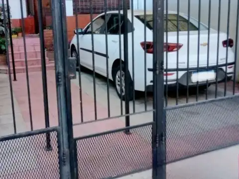 DEPARTAMENTO EN PLANTA BAJA CON COCHERA