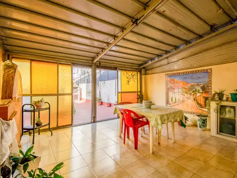 Venta de departamento de 4 ambientes con terraza propia + quincho en Balvanera