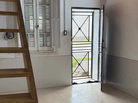 Depto Tipo Casa en Alquiler de Monoambiente