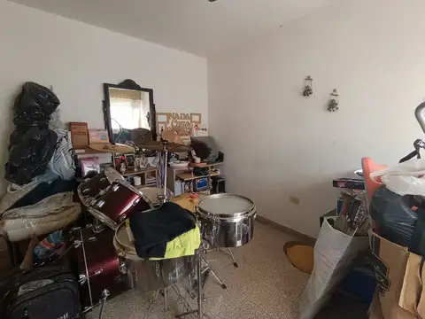 VENTA CASA DE 3 DORMITORIOS EN BARRIO AYACUCHO