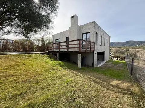 Casa 4 ambientes con 1 baño