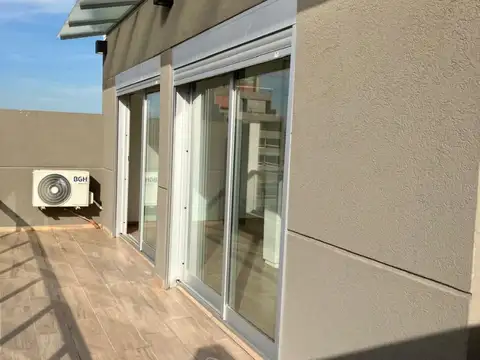 GUAYAQUIL 100, Piso 12