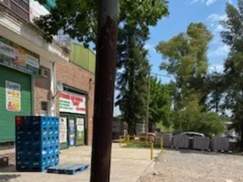 Galpon en Venta en 2 Rutas, USD 420.000