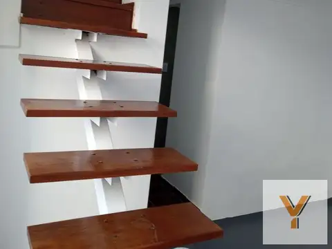 Depto Tipo Casa 2 ambientes con 1 baño