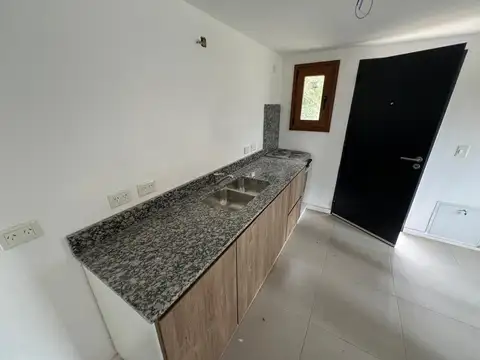 Depto Tipo Casa en Alquiler en San Carlos De Bariloche, $ 800.000