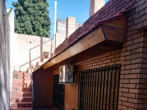 Maipu 4900 , Piso PB