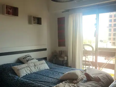 Monoambiente en excelente ubicación. Remedios de Escalada Centro