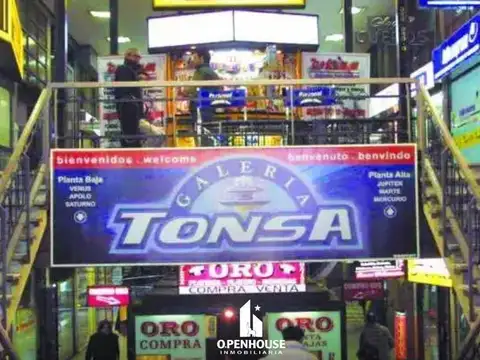 OPENHOUSE inmobiliaria Vende Cochera en la Galería  Tonsa del centro Mendocino.