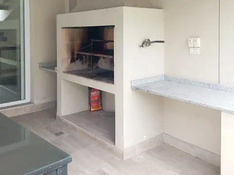 Casa en Alquiler en Salta, USD 1.500