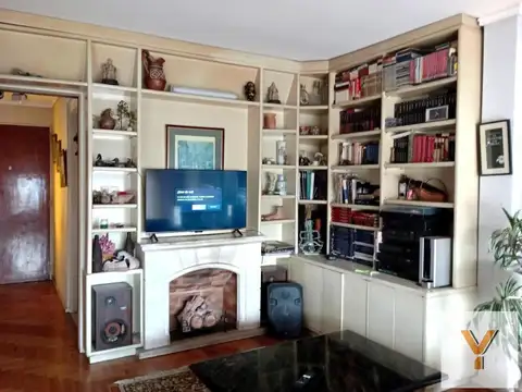 Departamento en venta - 3 Dormitorios 2 Baños - Monserrat
