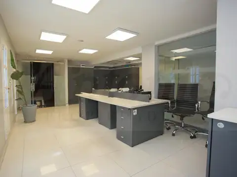 IMPERDIBLE PROPIEDAD EN BLOCK IDEAL CENTROS DE SALUD, INSTITUTOS, OFICINAS CORP. O EMPRENDIMIENTOS