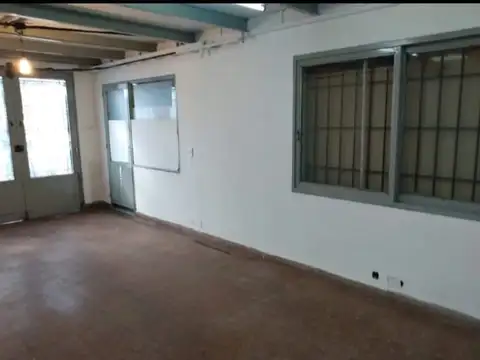 Galpon en Alquiler en Olivos, $ 900.000
