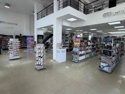 Alquiler Excelente local comercial