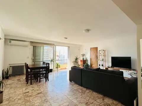 ESPAÑA 616 ESQUINA SAN LORENZO