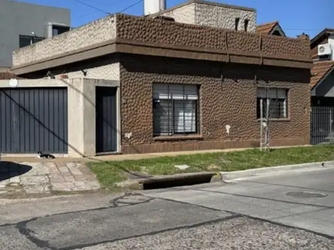 Ingeniero Marconi 1912 , Piso -