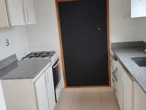 Alquiler dos ambientes en caseros