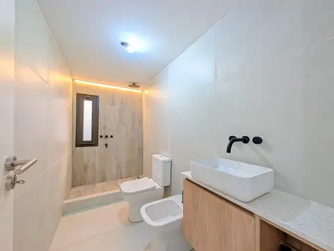 Casa 3 Dormitorios en venta en Centro Rosario