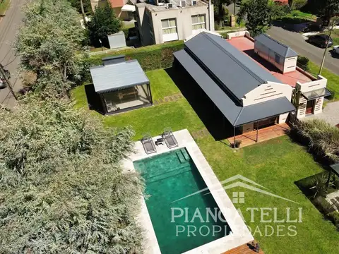 VENTA DE CASA EN BANCO PROVINCIA SOBRE 3 LOTES UNIFICADOS