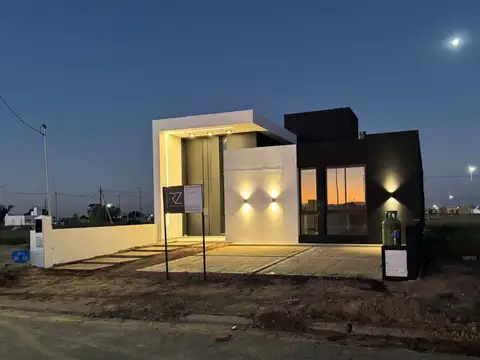 CASA TRES DORMITORIOS CUESTA DE MANANTIALES