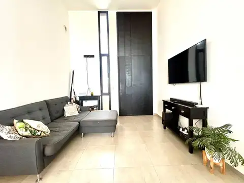 Casa 2 ambientes con 2 baños