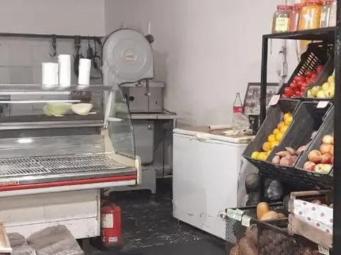 Local en venta en esquina céntrico Merlo San Luis