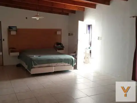Casa 3 ambientes con 2 baños