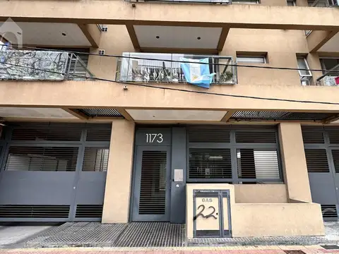 Venta de Departamento Monoambiente con balcón, en La Plata