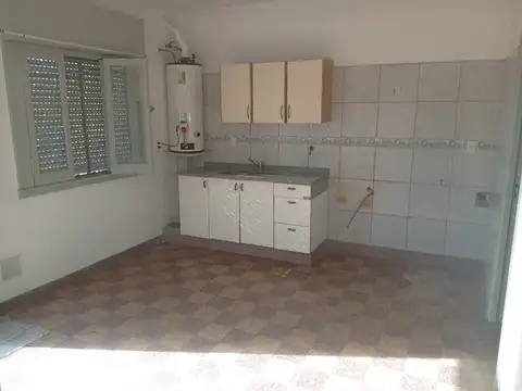 Depto Tipo Casa en Alquiler de 2 dormitorios