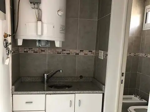 Oficina en Alquiler en Adrogue, $ 380.000