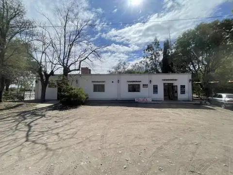 Complejo de viviendas en venta - 2 Casas - 2.335Mts2 - San Rafael