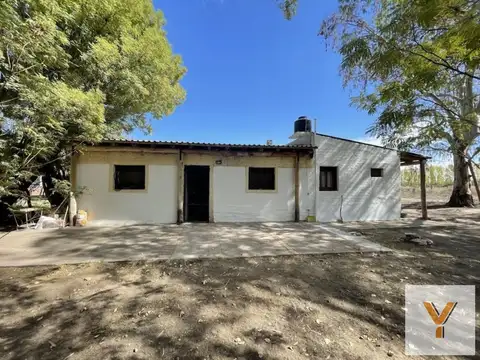 Complejo de viviendas en venta - 2 Casas - 2.335Mts2 - San Rafael