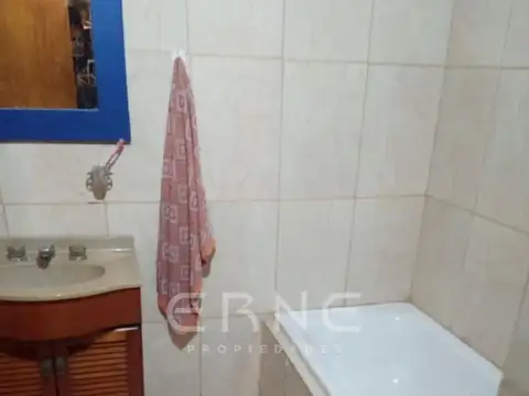 CASA QUINTA  5 AMB CON PILETA.  UNA HECTÁREA Y MEDIA