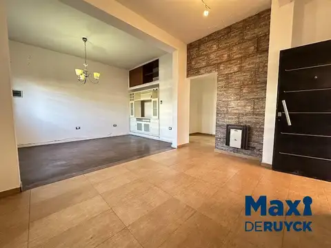 Casa en Venta en Quilmes, USD 172.000