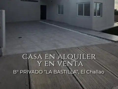 Casa en venta c/ cochera en El Challao