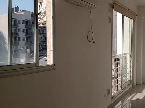 MONOAMBIENTE AL CONTRAFRENTE - 15 AÑOS ANTIGÜEDAD - VILLA URQUIZA - EXCELENTE UBICACIÓN