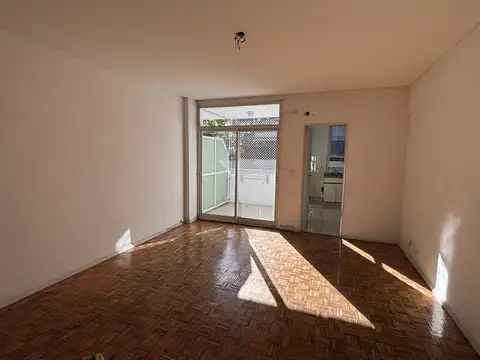 Ambiente Al Frente en Hidalgo y Diaz Velez