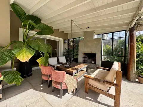 Avenida Patricias Argentinas 2600