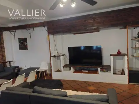 Casa en Venta en Barrio Hipico, USD 120.000