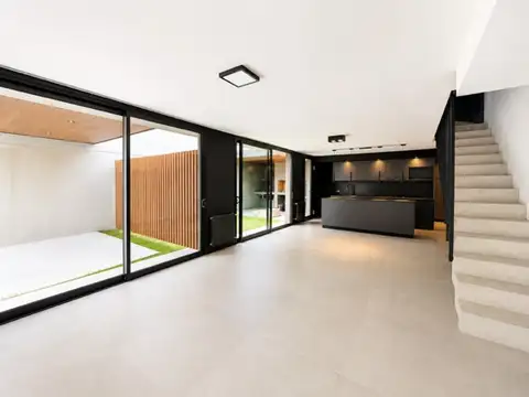 Casa 4 ambientes con 3 baños