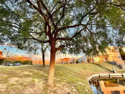 Terreno en Venta de 977,0 m2